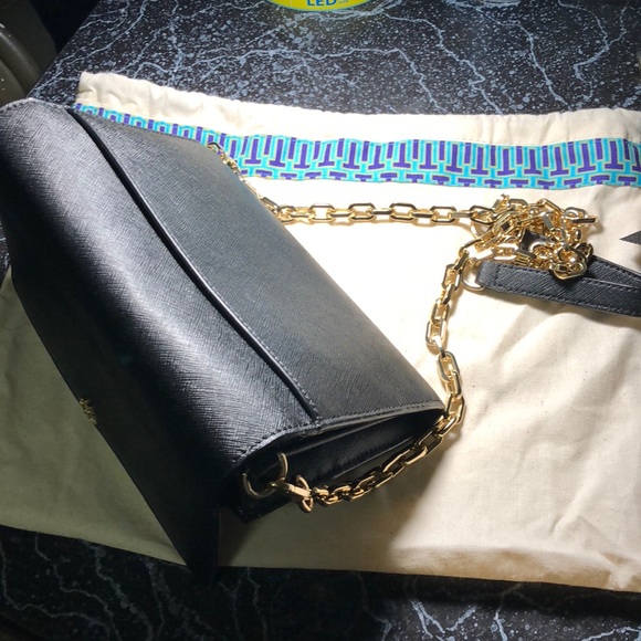 Tory Burch Robinson chain wallet - Picture 4 of 4